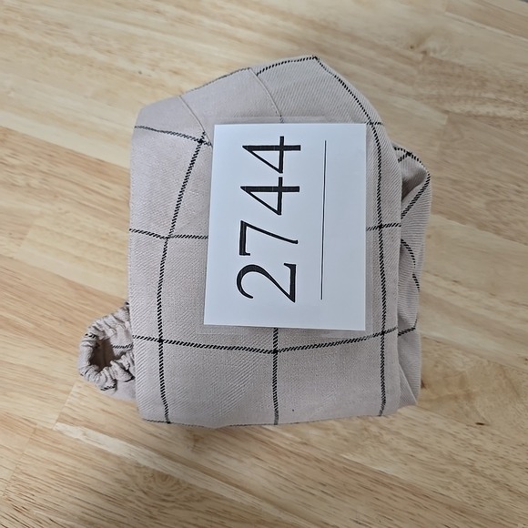 NWT Rumer The Label Revolve Quinn Crop Top Sz Medium Windowpane Plaid Vacation - Picture 10 of 10